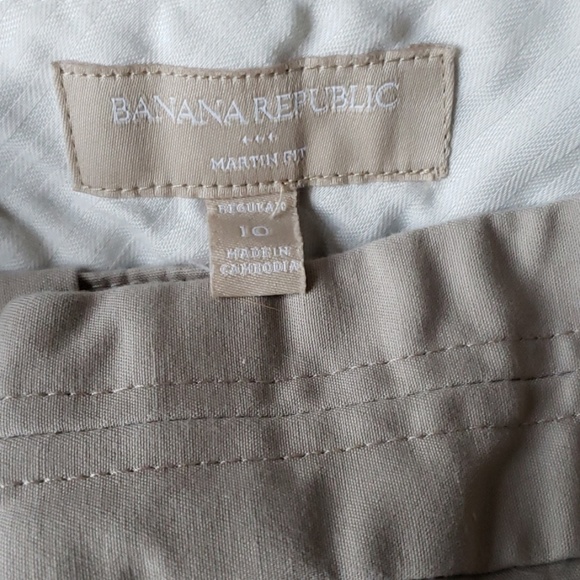 Banana republic Martin fit size 10 khakis - Picture 2 of 2